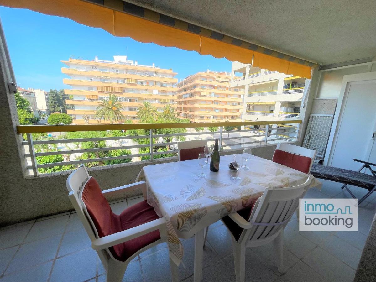 Diamant Apartment, Con Parking Салоу Экстерьер фото